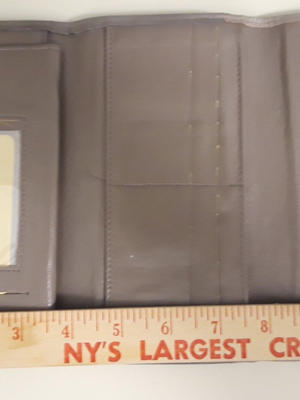 Prince Gardner Leather Checkbook Wallet with snap closure, zipper coin closure - Picture 8 of 11